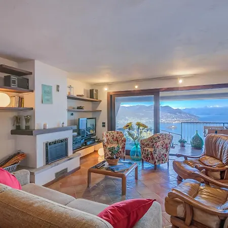 Isola Bella: Maggiore View Terrace In - Happy Apartment *