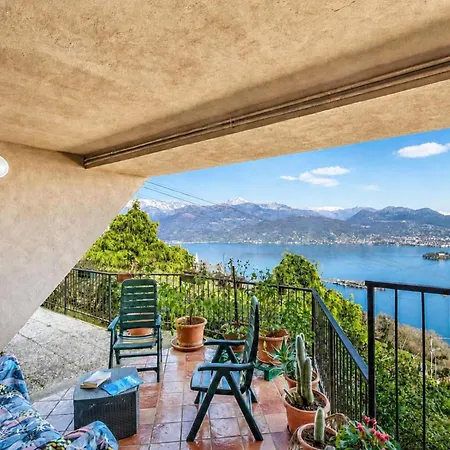 Isola Bella: Maggiore View Terrace In - Happy 아파트 스트레사
